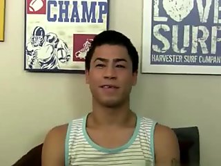 Pinoy straight blowjob by gay Instead of lube, Willy chooses his own spit.